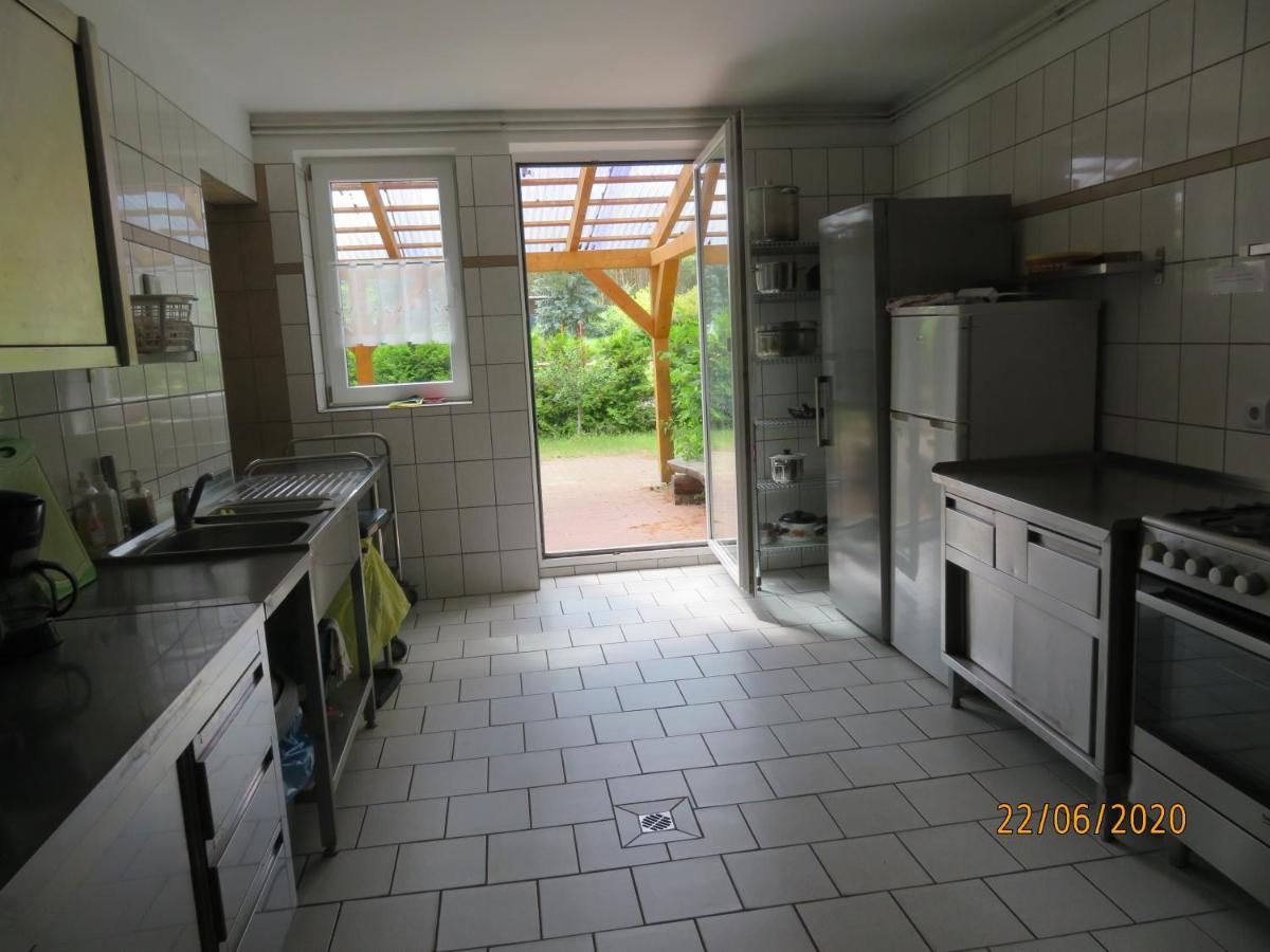 Hostel Waldhaus Am Ferienpark Mirow -Zimmer Du Wc Eksteriør billede